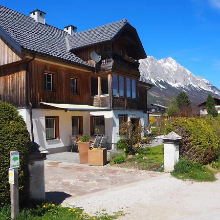 Der Grimmige Berg Appartement Sankt Martin am Grimming Buitenkant foto