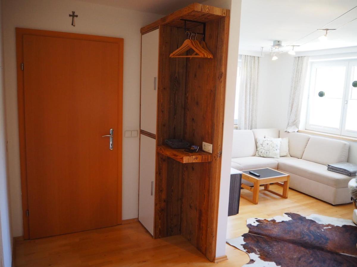 Der Grimmige Berg Appartement Sankt Martin am Grimming Buitenkant foto
