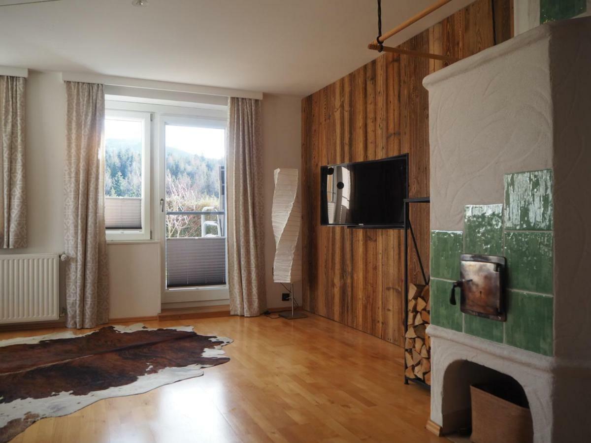 Der Grimmige Berg Appartement Sankt Martin am Grimming Buitenkant foto